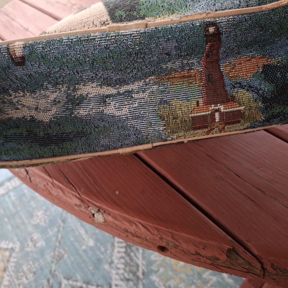 Lighthouse Purse - Picture 5 of 7